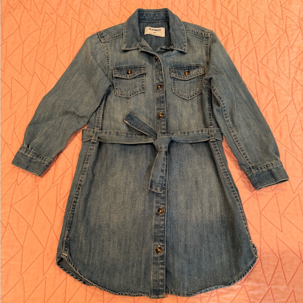 Old Navy Denim Dress 🌸